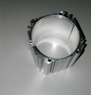 鋁擠壓散熱器16